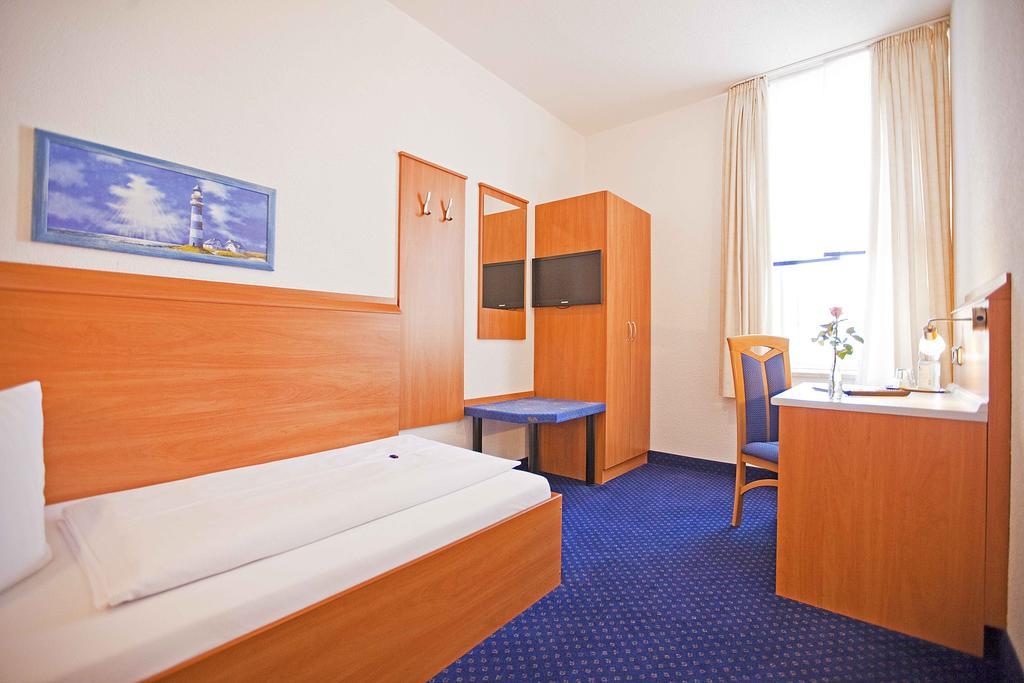 Hotel Post Weiden in der Oberpfalz Kamer foto