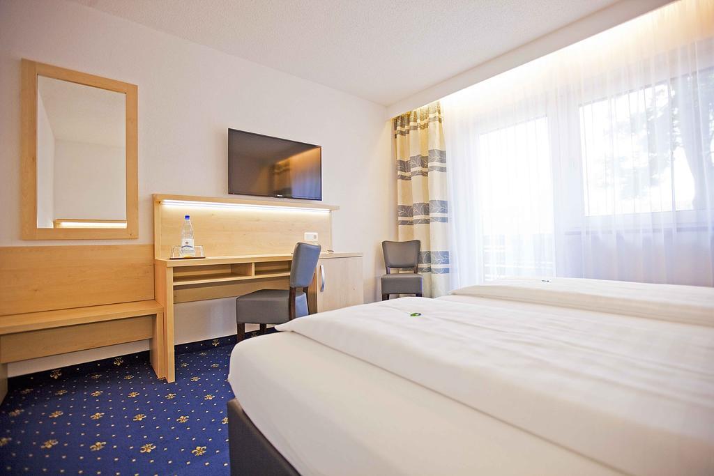 Hotel Post Weiden in der Oberpfalz Kamer foto