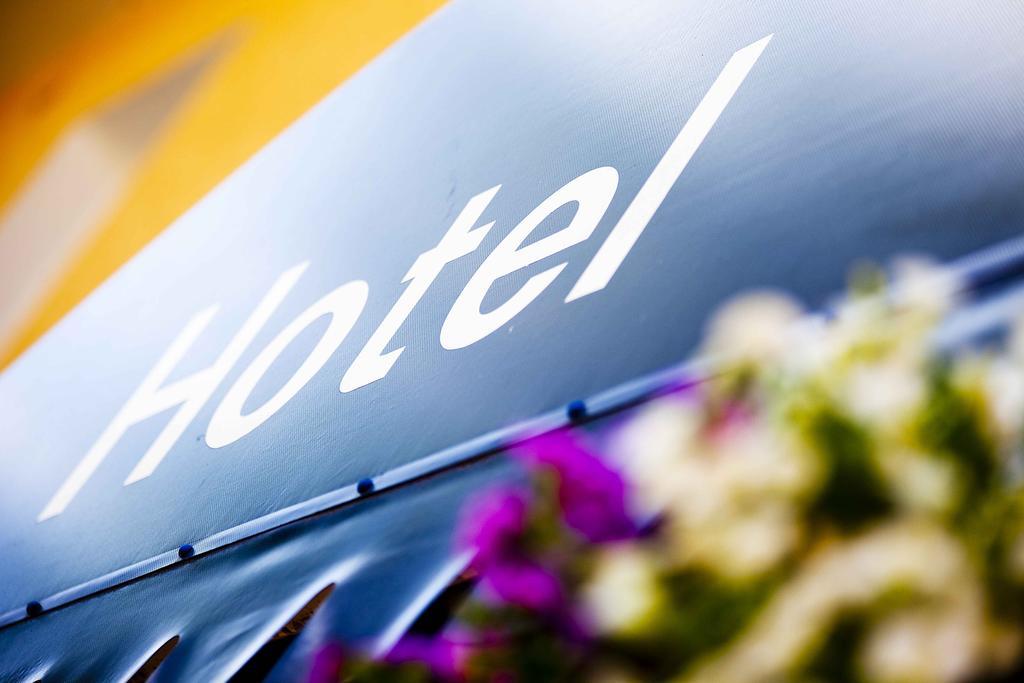 Hotel Post Weiden in der Oberpfalz Buitenkant foto