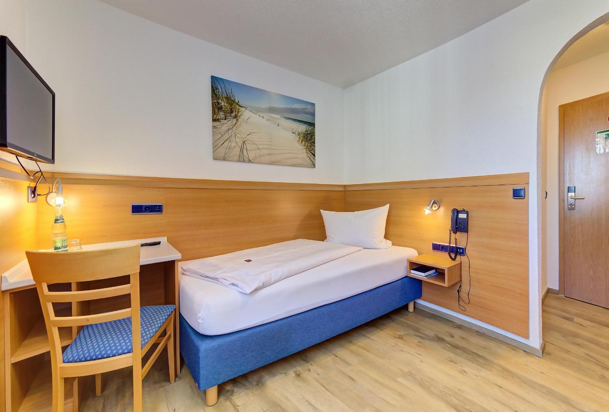 Hotel Post Weiden in der Oberpfalz Buitenkant foto