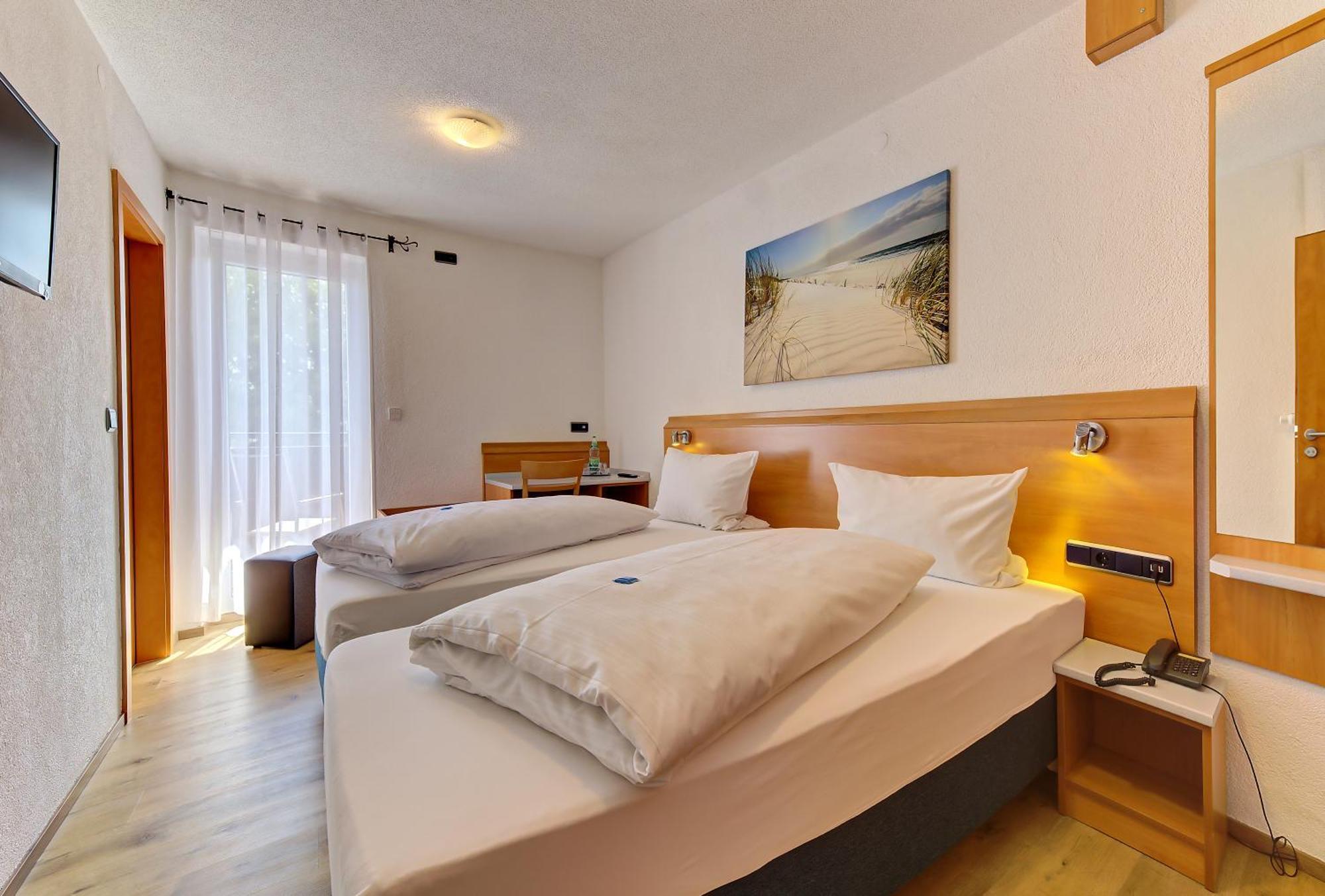 Hotel Post Weiden in der Oberpfalz Buitenkant foto