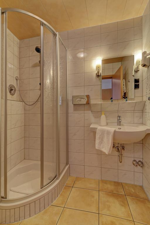 Hotel Post Weiden in der Oberpfalz Buitenkant foto