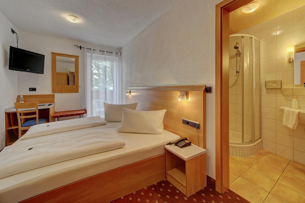Hotel Post Weiden in der Oberpfalz Buitenkant foto